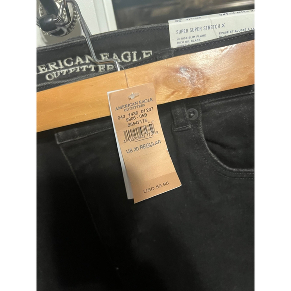 New American Eagle Super Super Stretch Hi-Rise Slim Flare Jeans - Picture 5 of 8